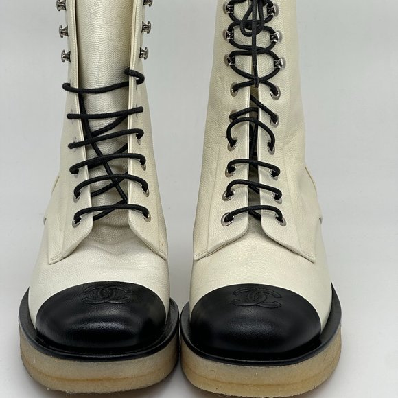 CHANEL 22A Grained Shimmer Leather Lace Up Combat Biker Hiking Ankle Boots - Picture 4 of 16